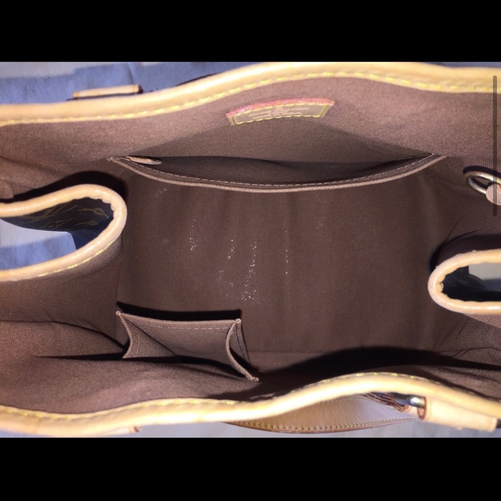 🔥 S O L D🔥 Louis Vuitton Monogram Batignolles PM - Picture 3 of 9